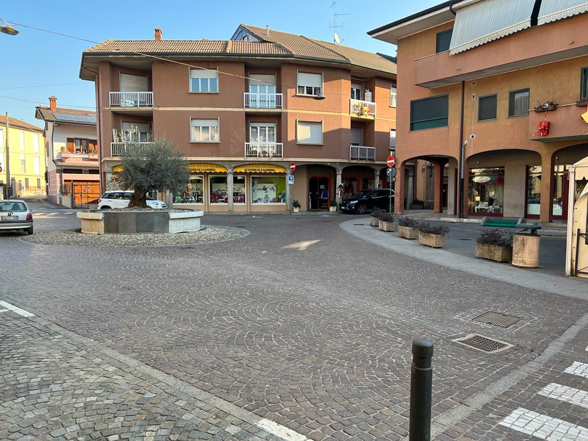 Negozio in vendita a Pontoglio