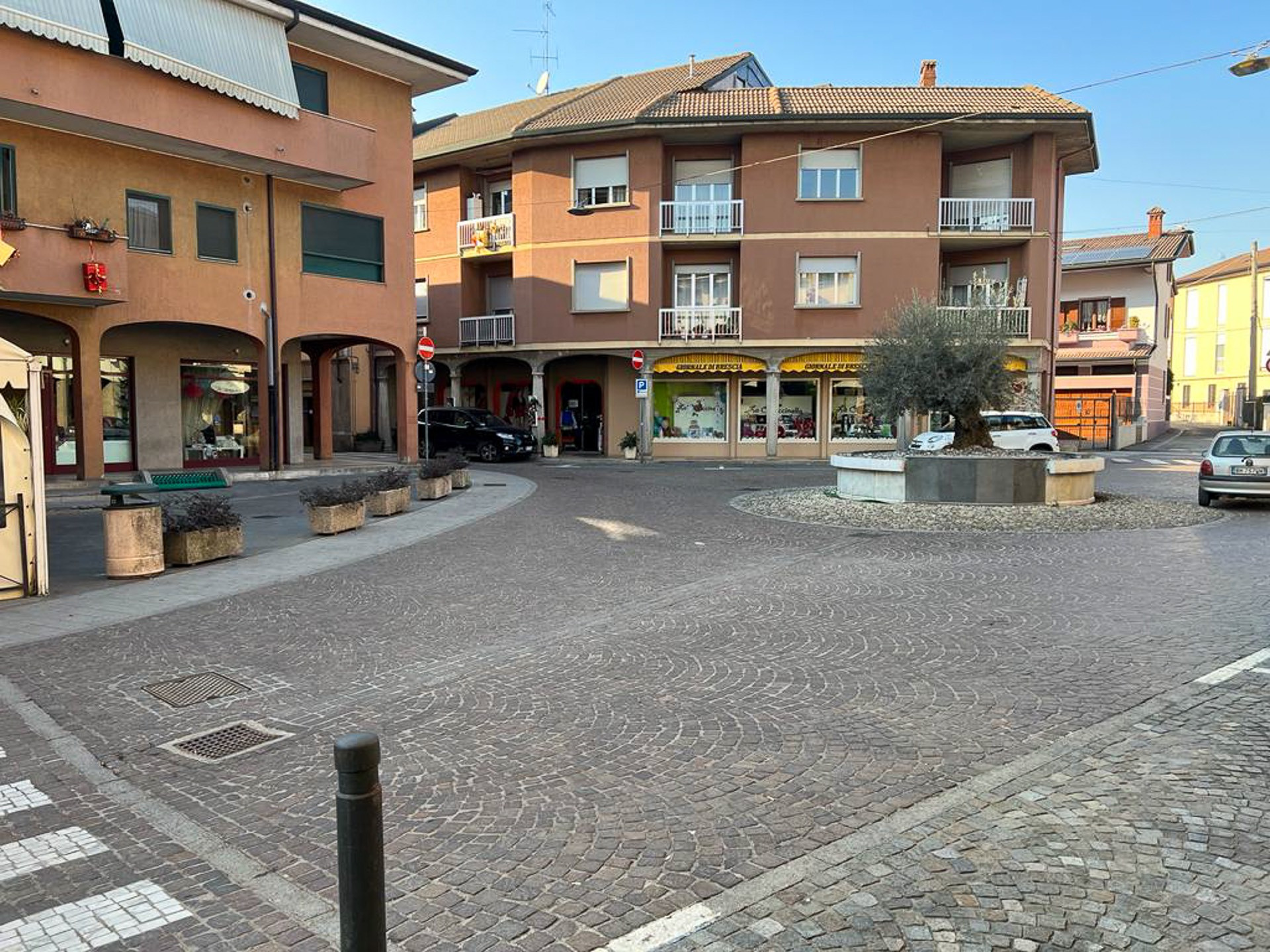 Negozio in vendita a Pontoglio