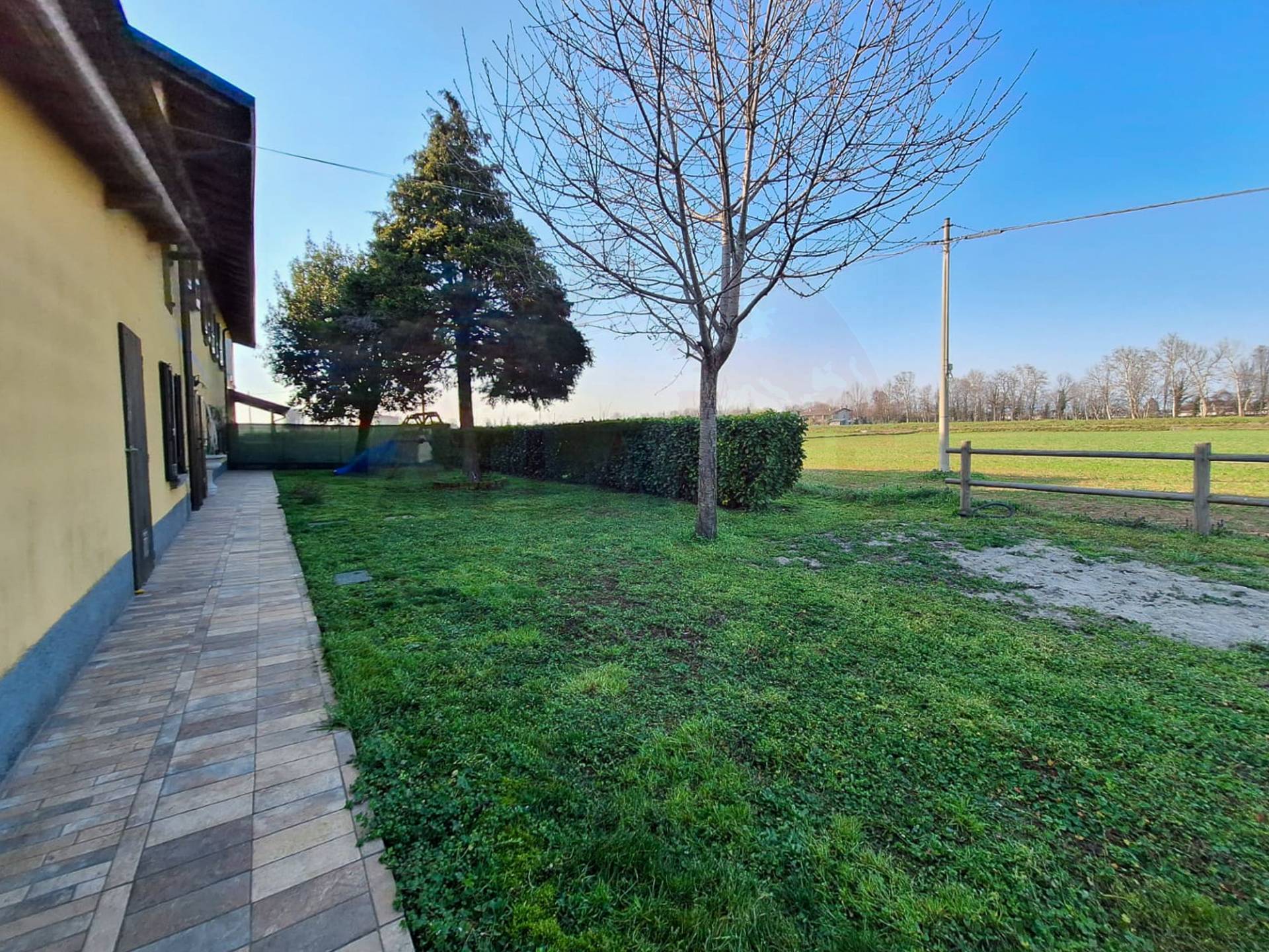 Porzione di casa in vendita a Chiari, Santellone