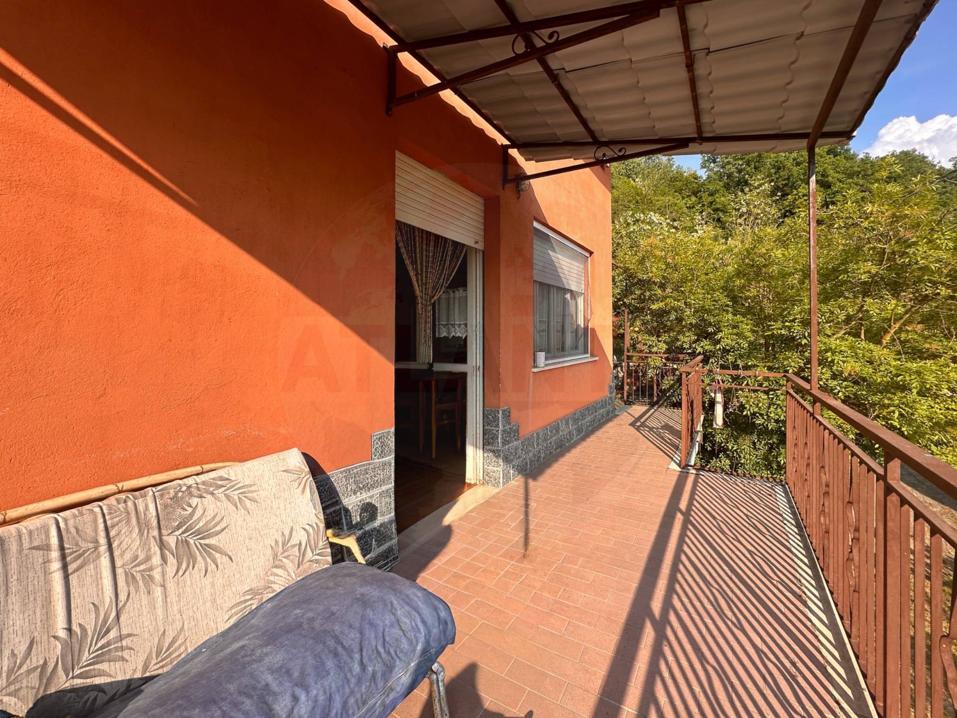 Casa Semindipendente in vendita a Alice Bel Colle