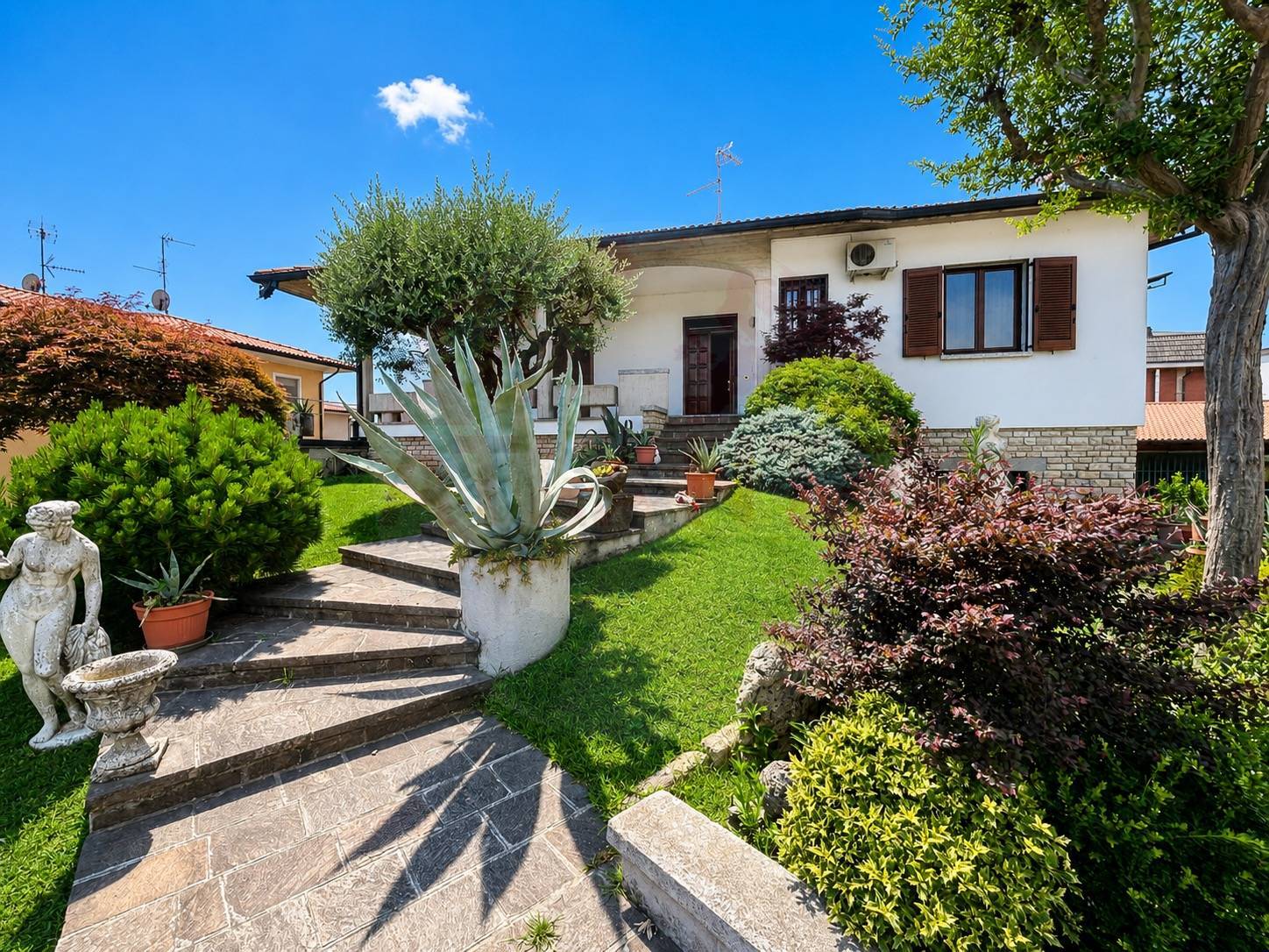 Villa singola in vendita a Rovato