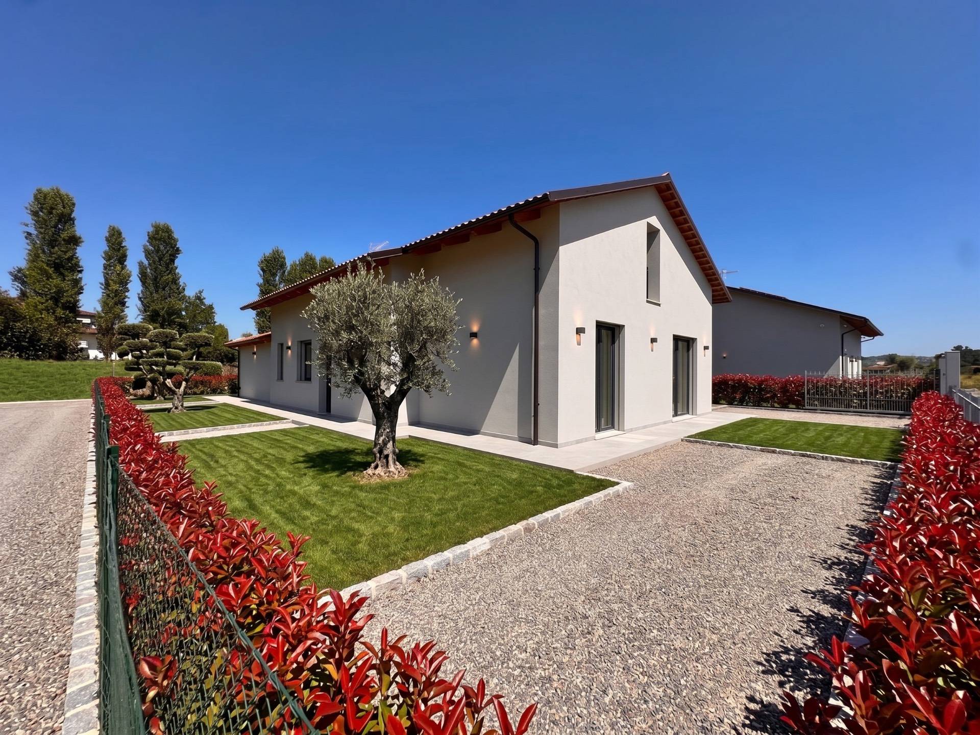 Nuove costruzioni in vendita a Magliano Alfieri, pianura Sant'Antonio
