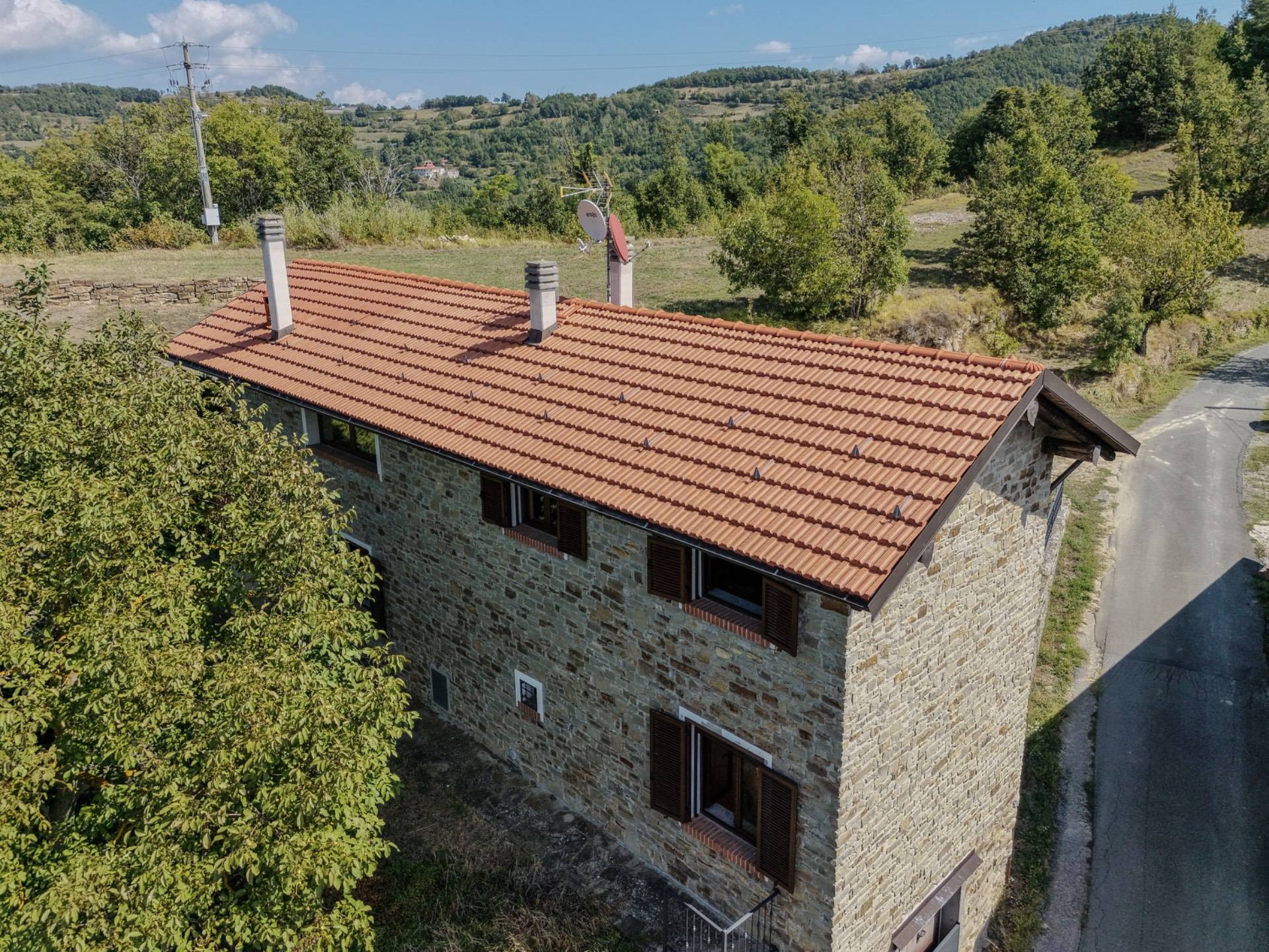 Casa Indipendente in vendita a Roccaverano