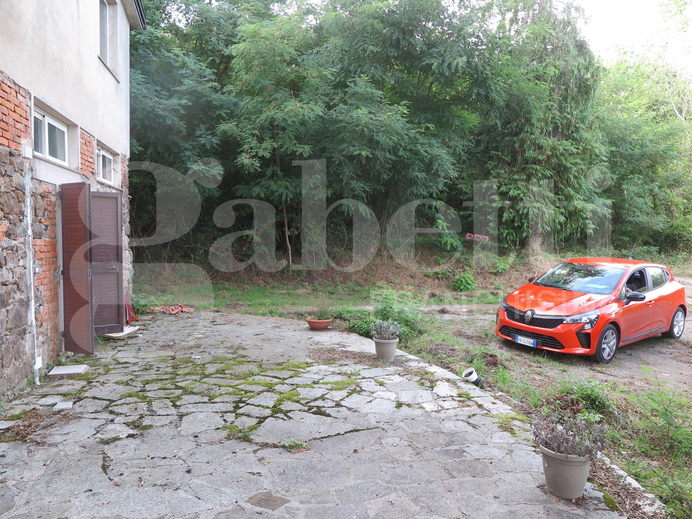 Casa indipendente da ristrutturare a Carro