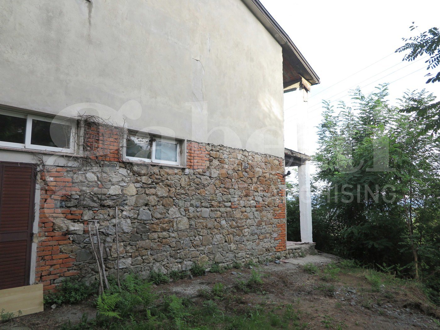 Casa indipendente da ristrutturare a Carro