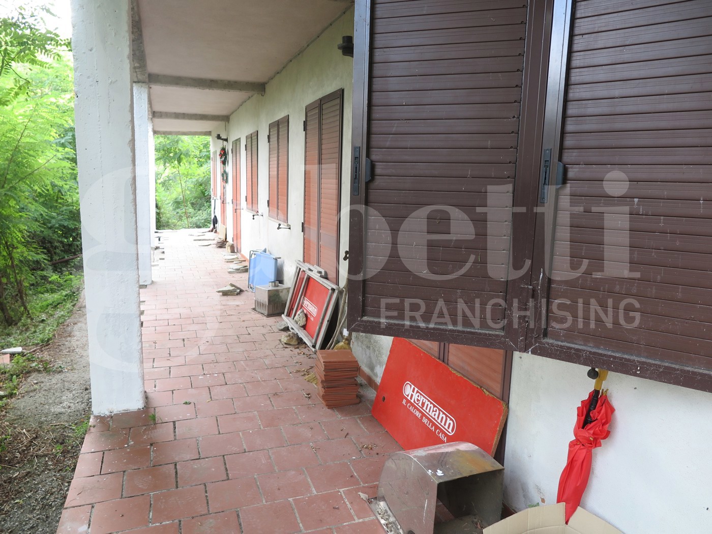 Casa indipendente da ristrutturare a Carro