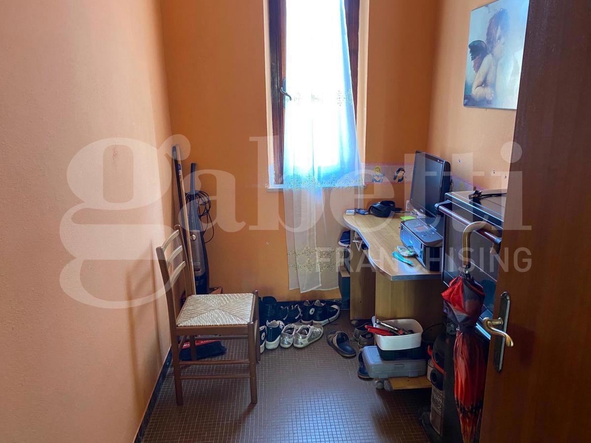 Casa indipendente con giardino a Santo Stefano di Magra