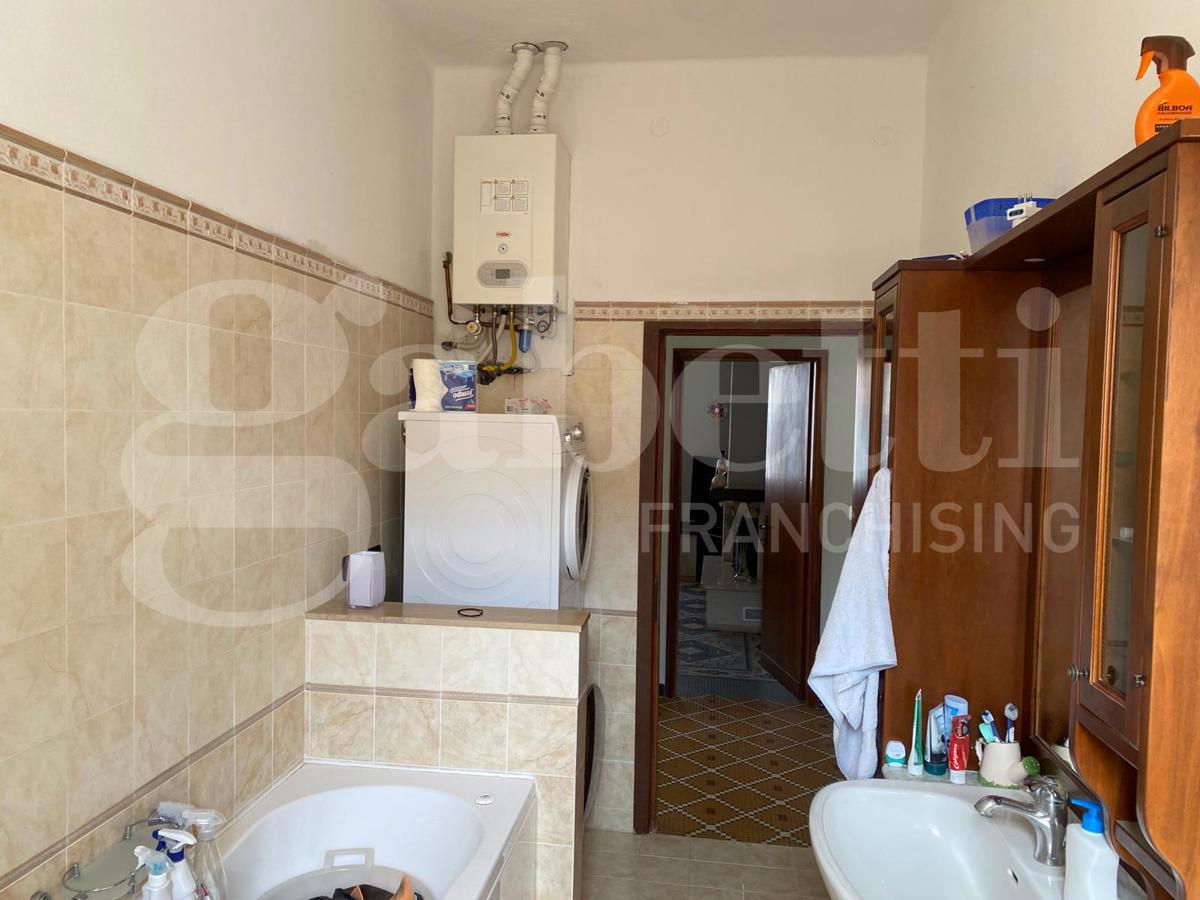 Casa indipendente con giardino a Santo Stefano di Magra