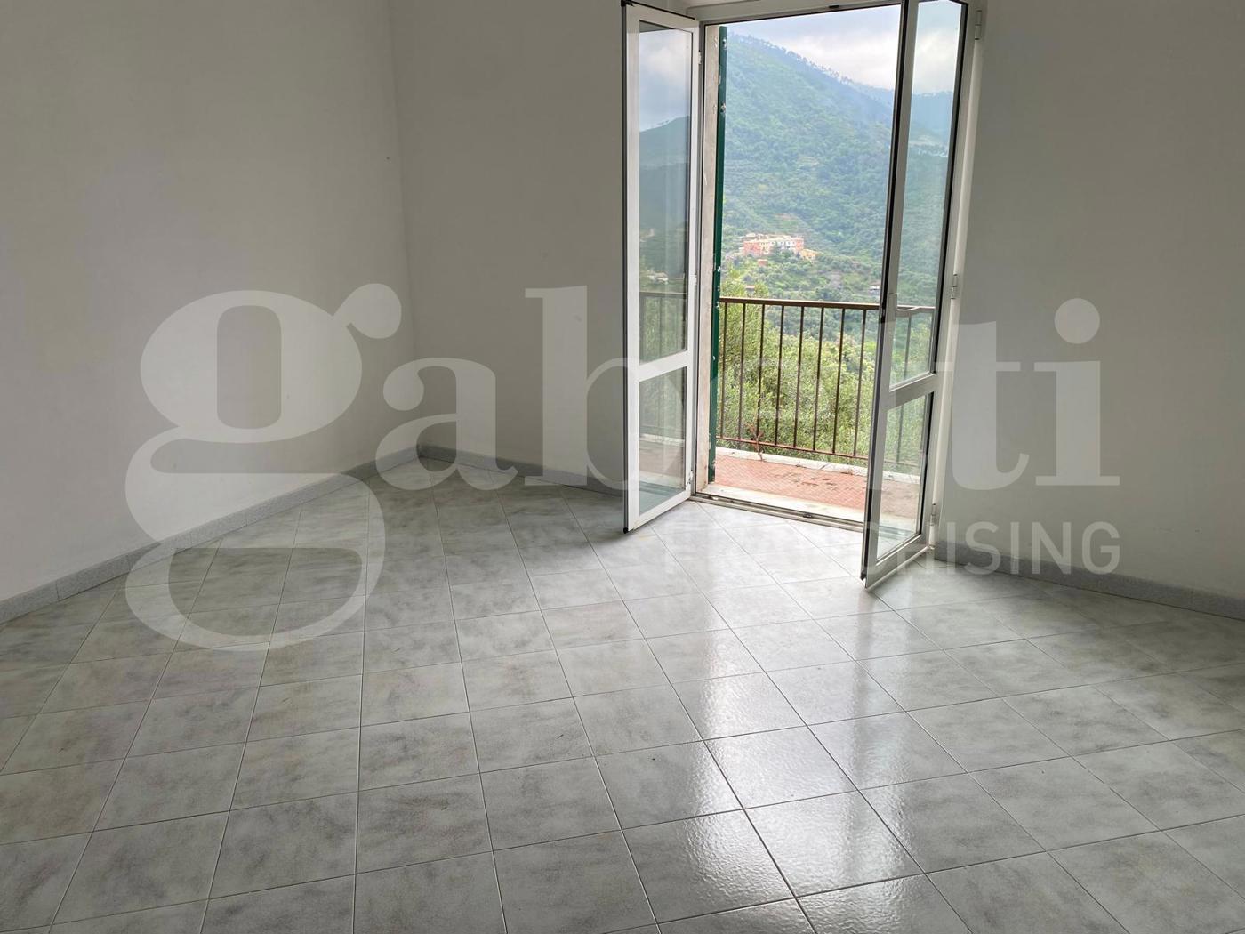 Casa indipendente con box doppio a Levanto