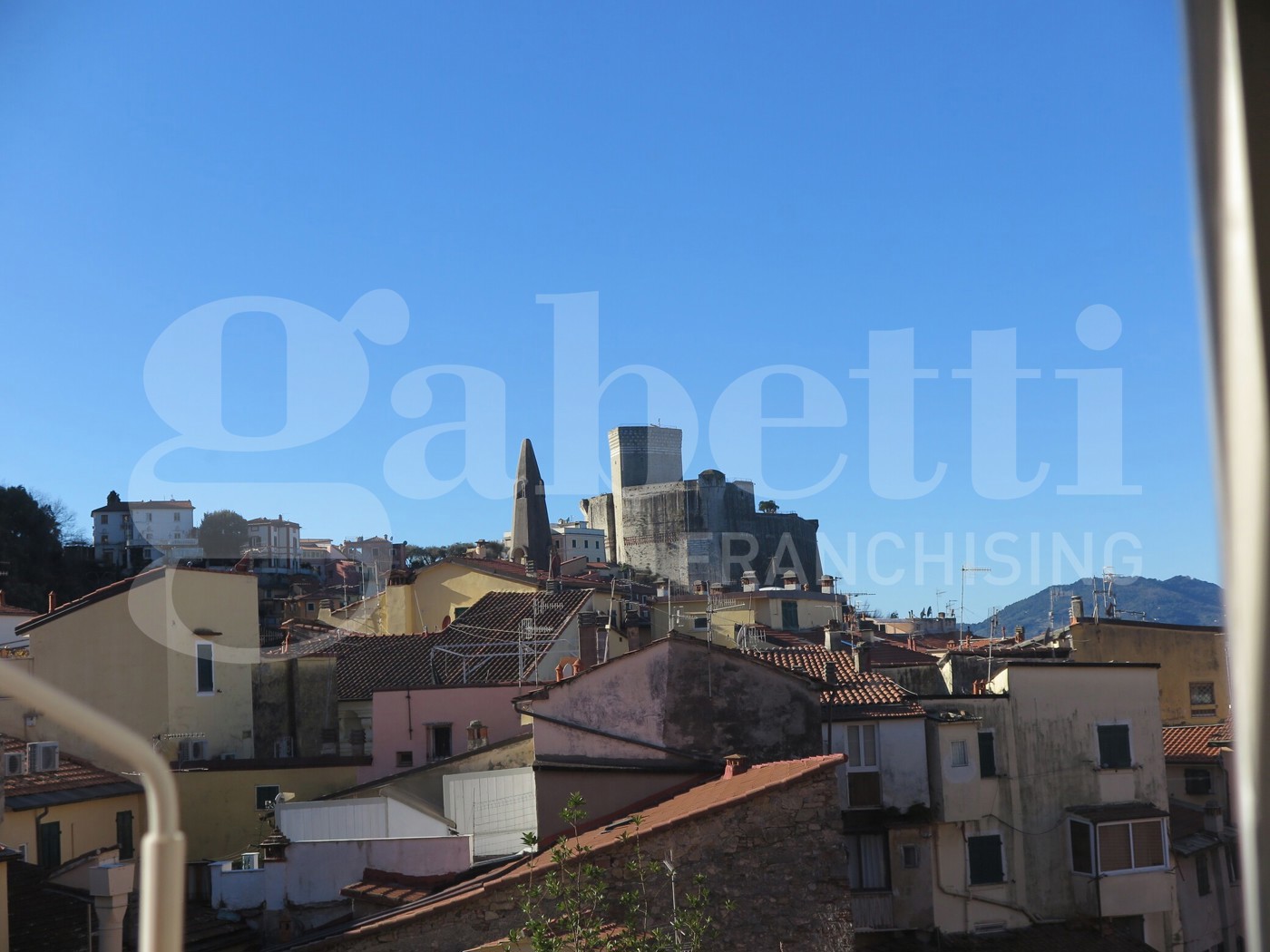 Appartamento in vendita a Lerici