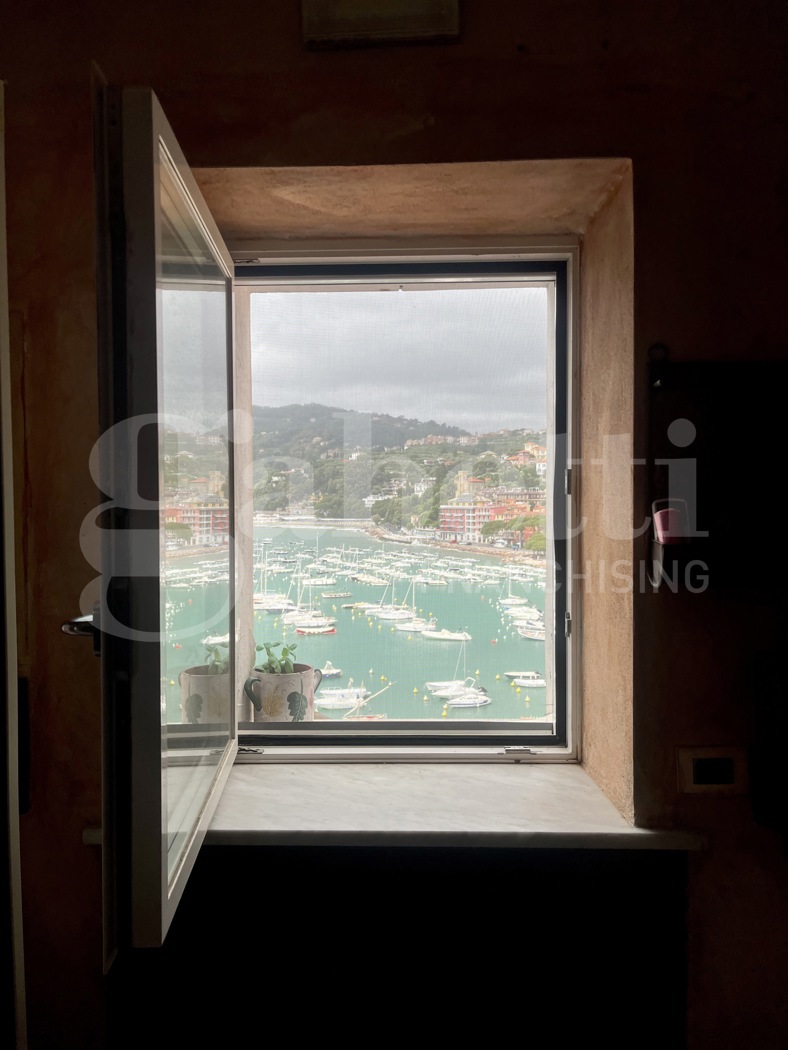 Monolocale in vendita a Lerici