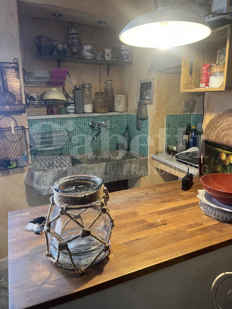 Monolocale in vendita a Lerici