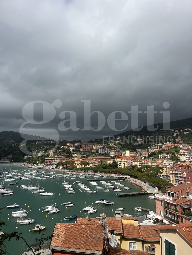 Monolocale in vendita a Lerici
