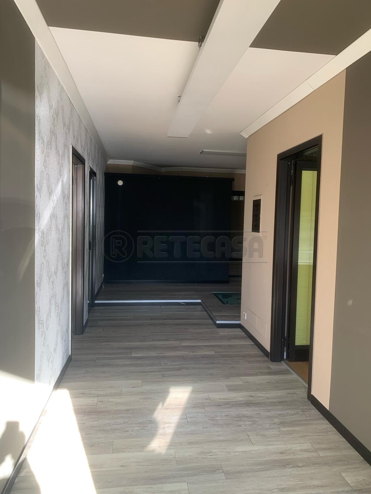 Ufficio in vendita a Seriate