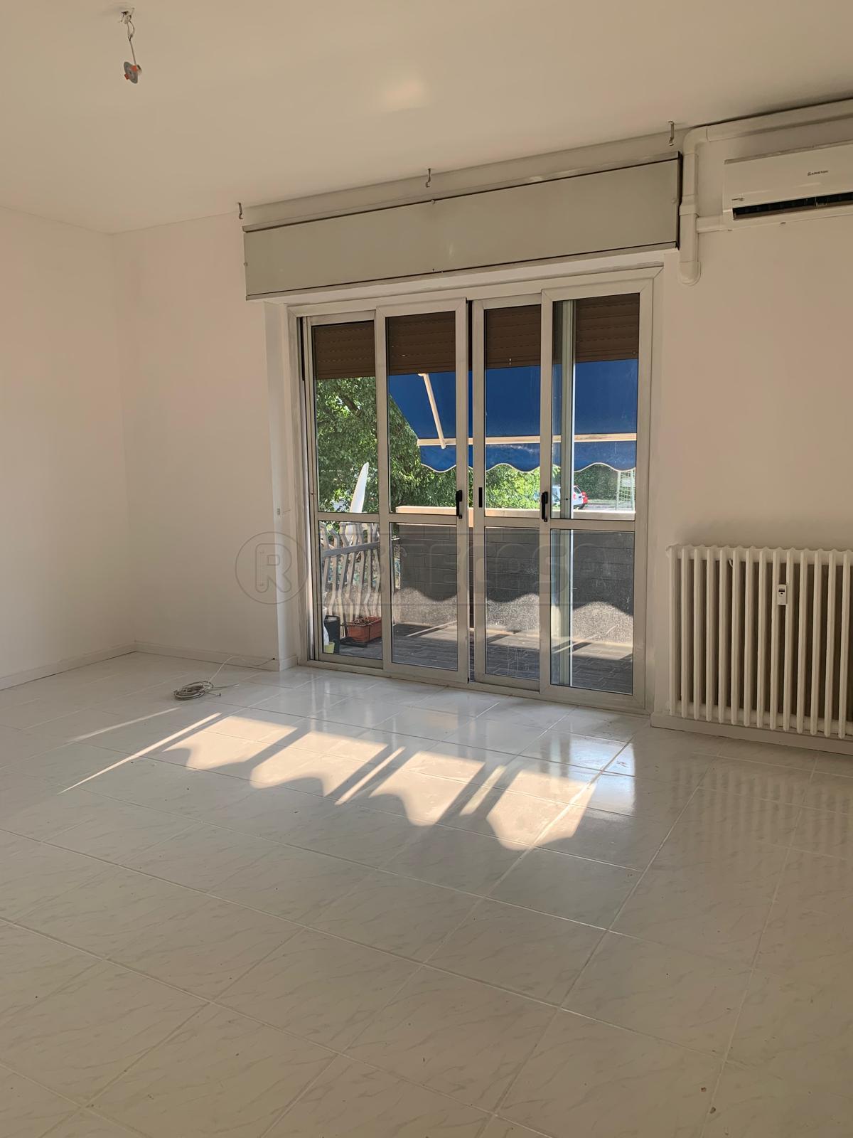 Trilocale con box a Bergamo