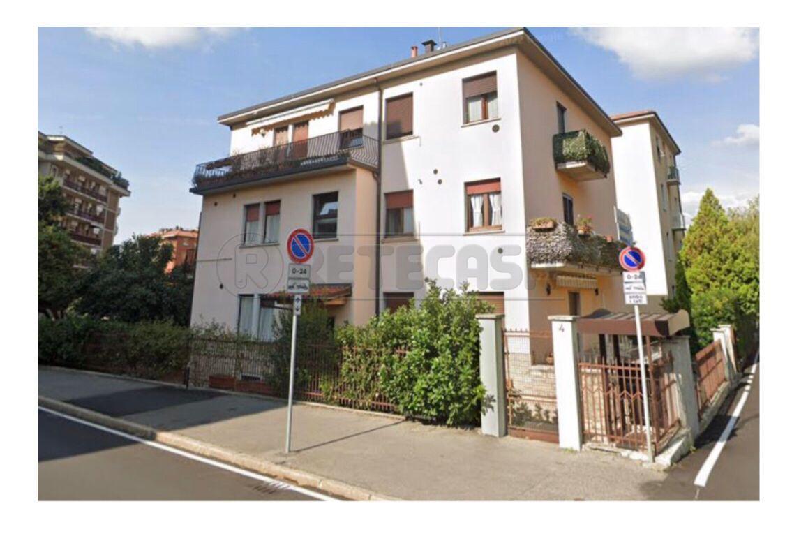 Trilocale con terrazzi a Bergamo