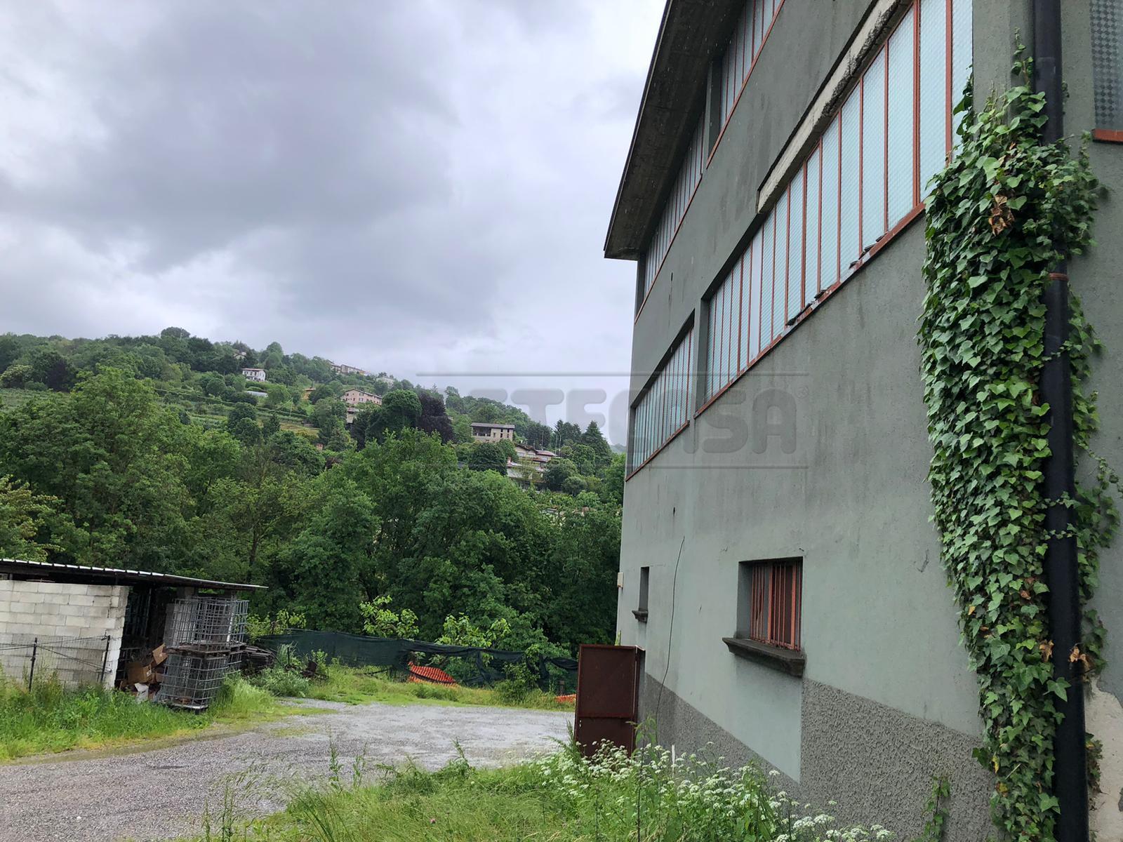 Capannone in affitto a Sorisole