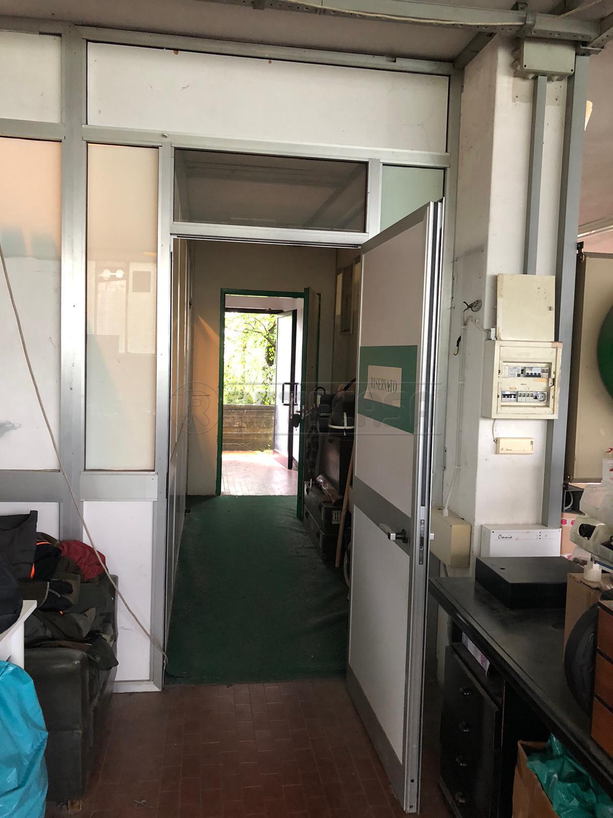 Capannone in affitto a Sorisole