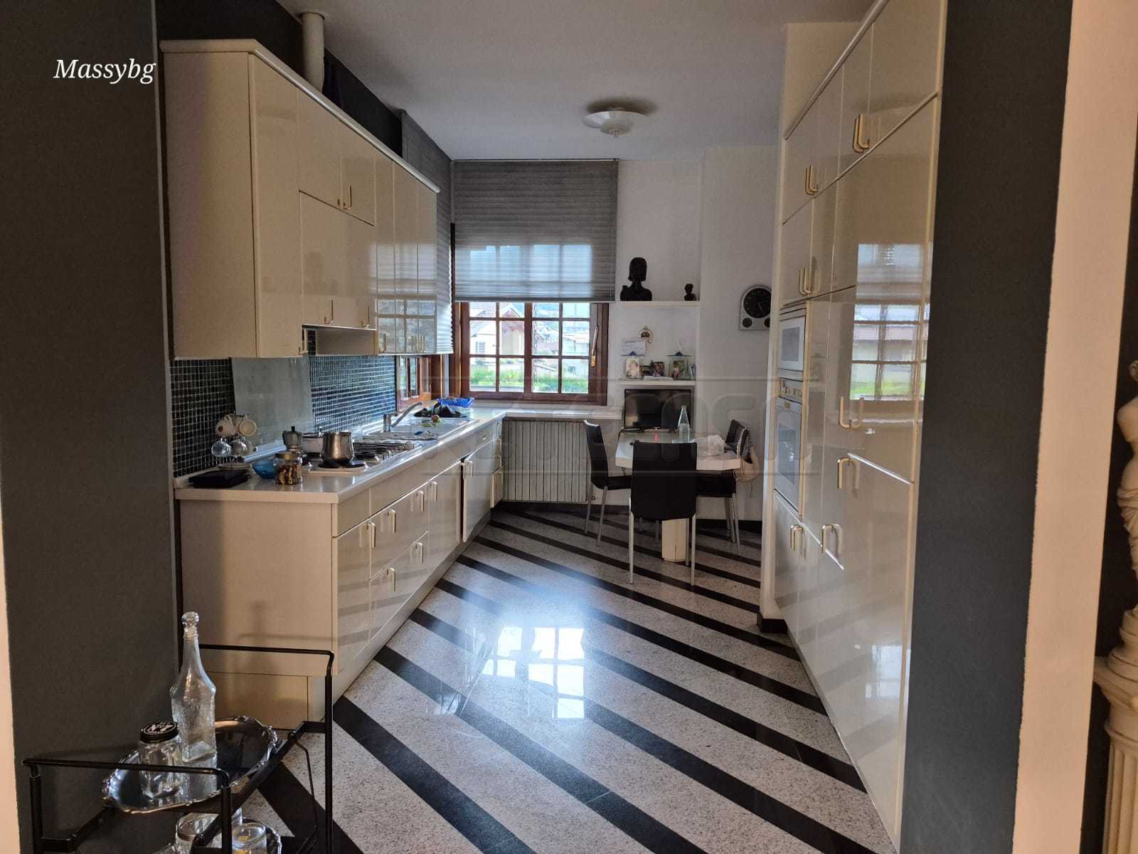 Villa con giardino a Torre de' Roveri