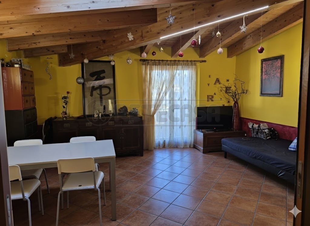 Bilocale in affitto a Azzano San Paolo