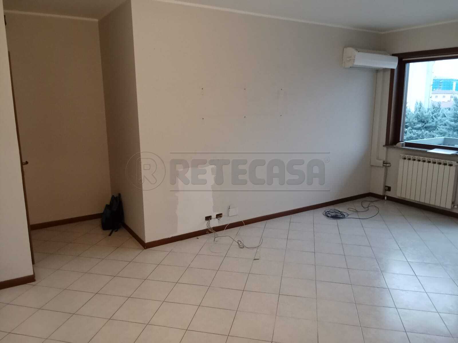 Ufficio in affitto in via de grassi 11, Bergamo