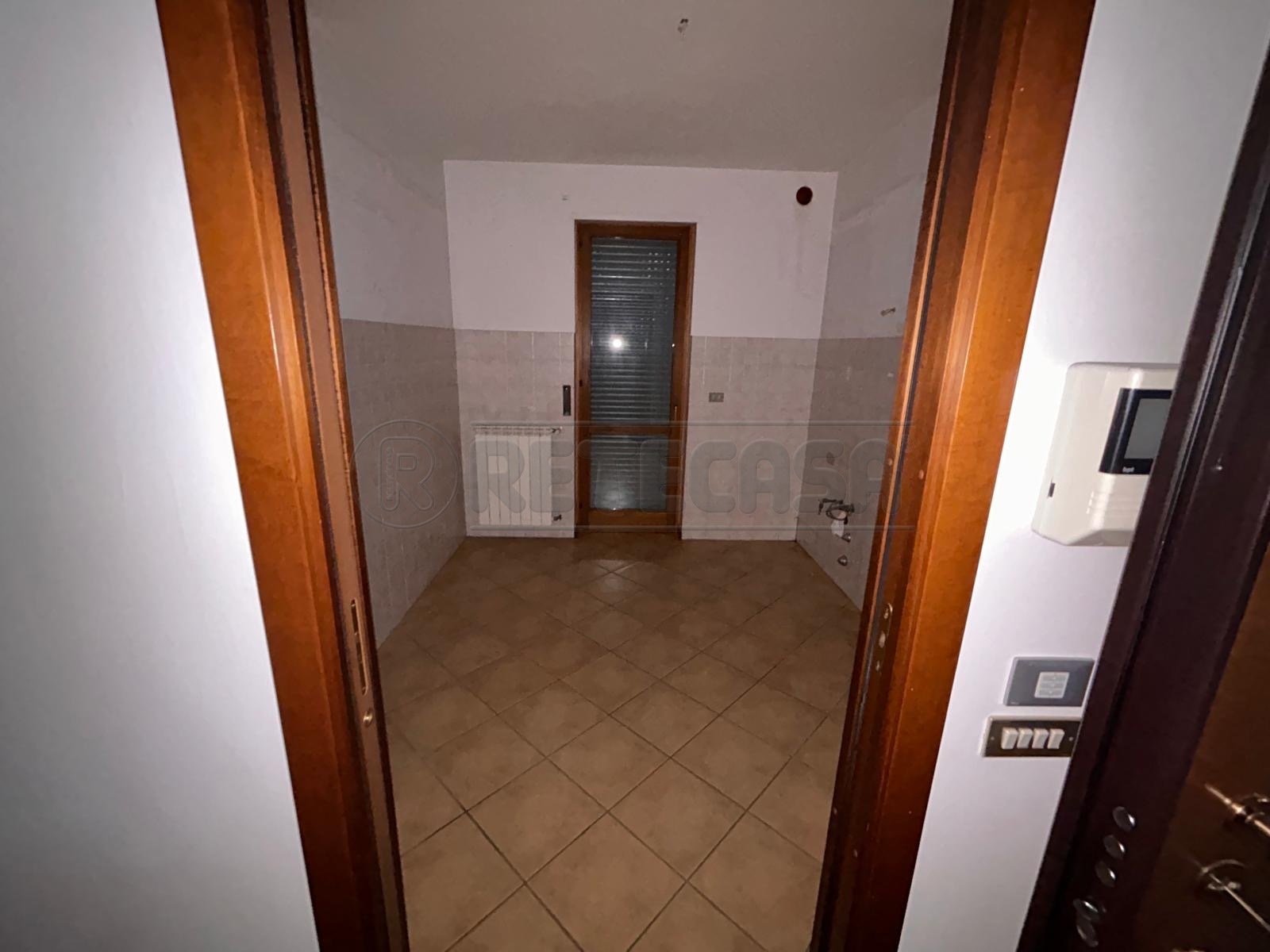 Trilocale con box a Boltiere