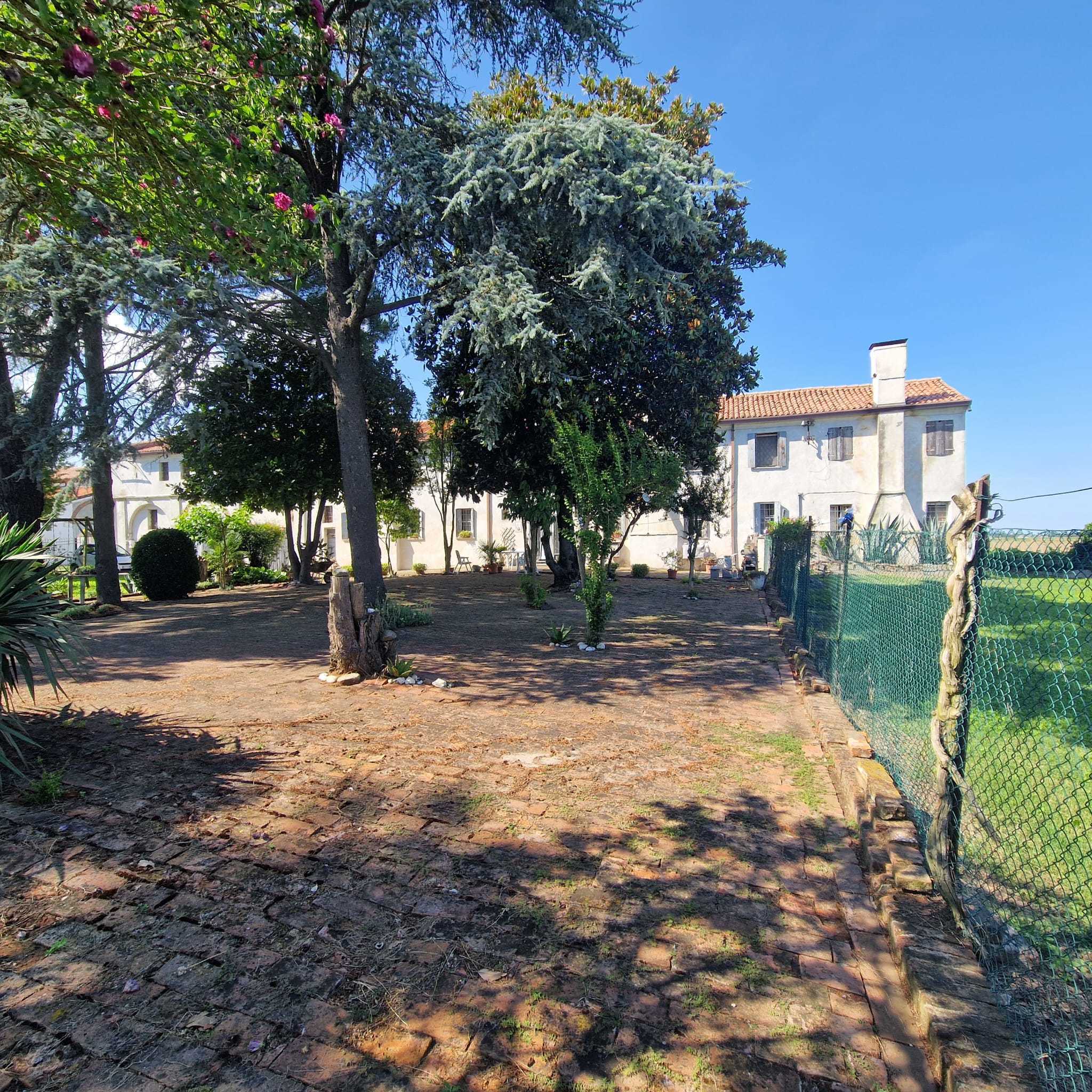 Casa indipendente con giardino a Ceregnano