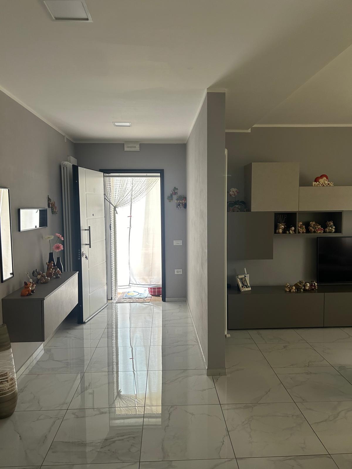 Casa indipendente con giardino in via giuseppe mazzini, Porto Viro