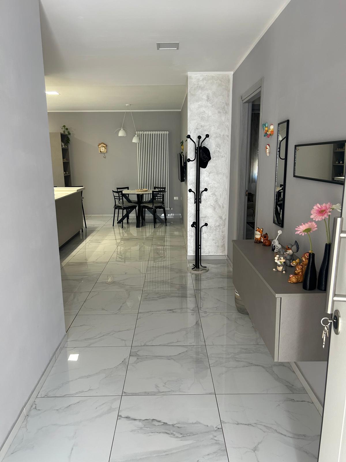 Casa indipendente con giardino in via giuseppe mazzini, Porto Viro