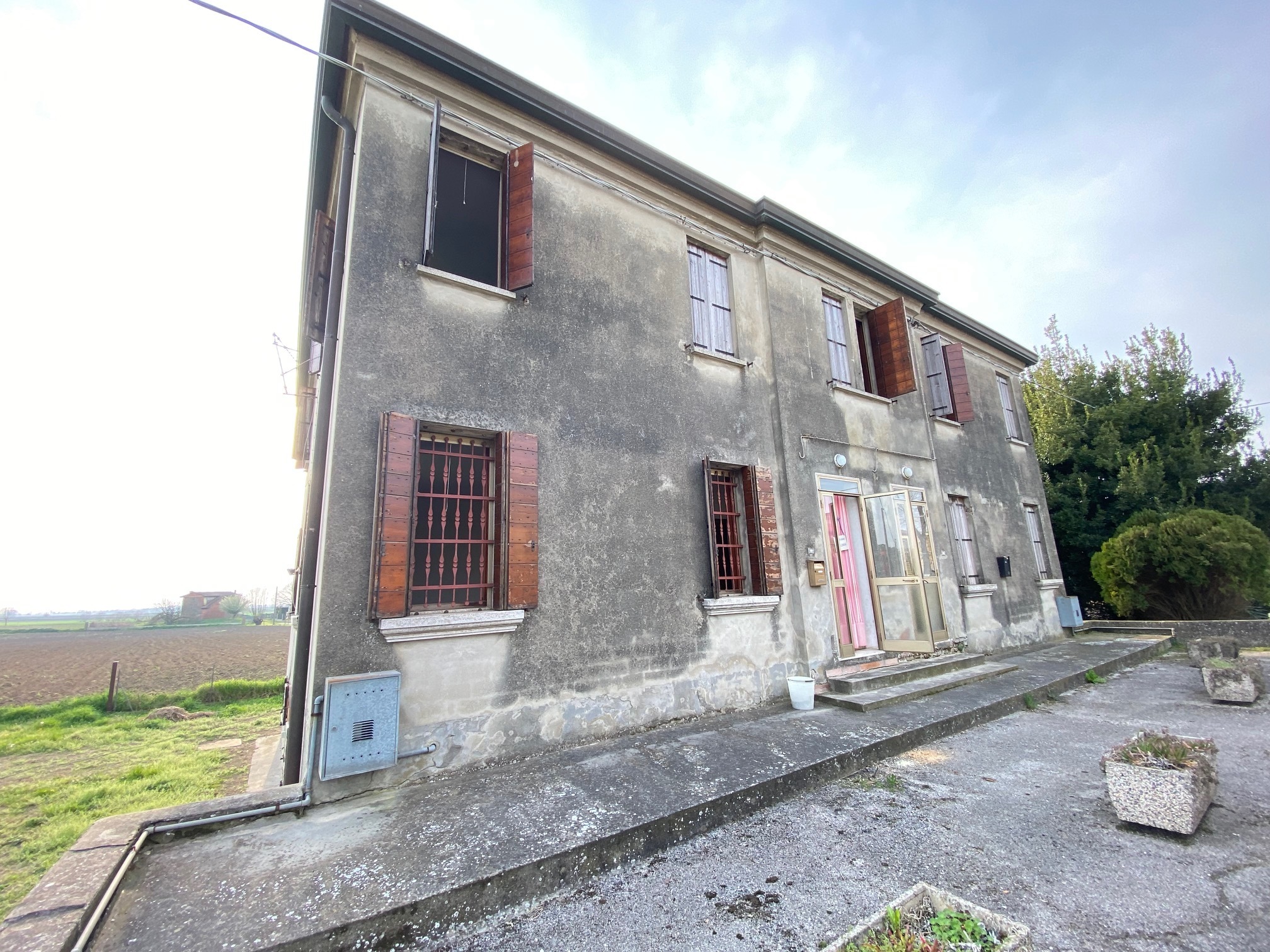 Casa indipendente da ristrutturare in via arginelli 55, Adria