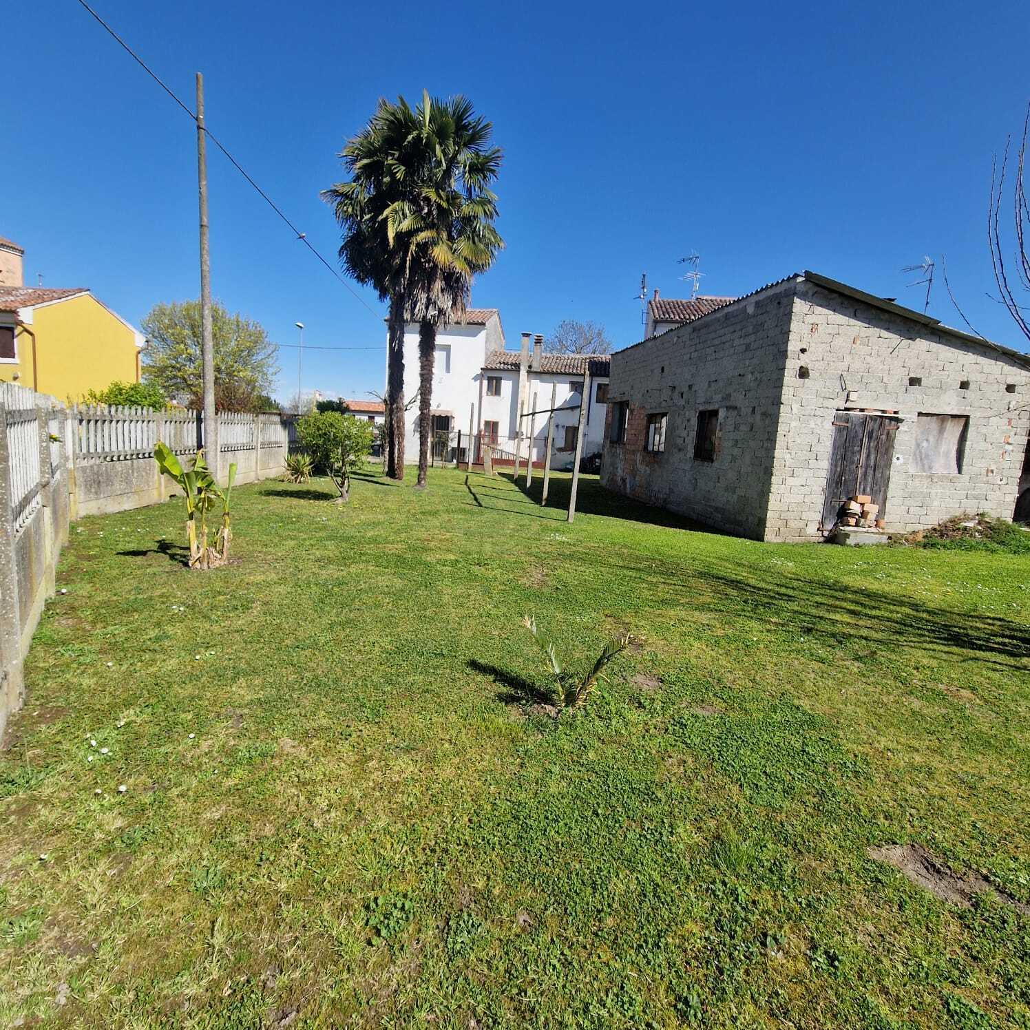 Casa indipendente con giardino a Rovigo