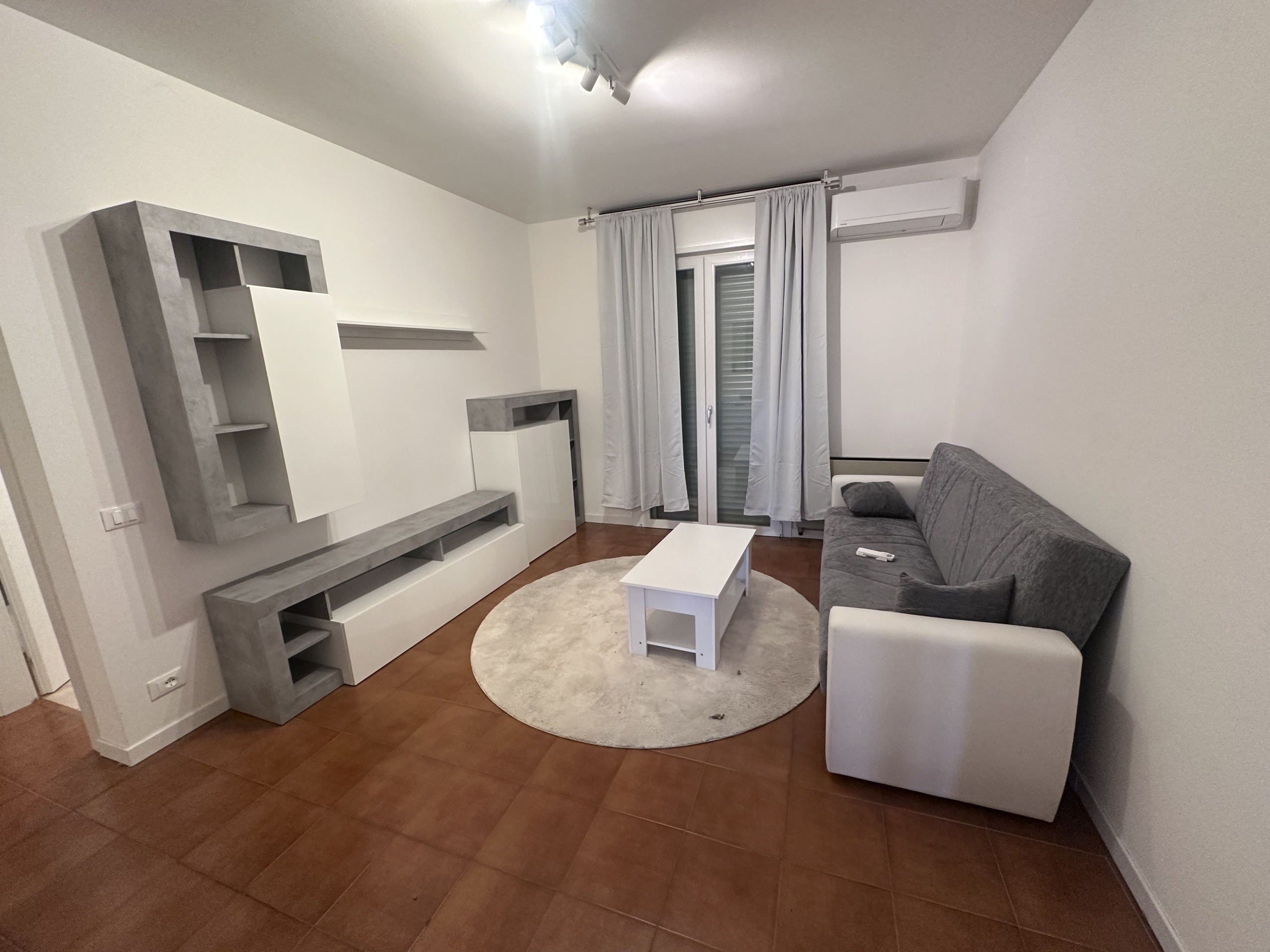Trilocale con box a Rovigo