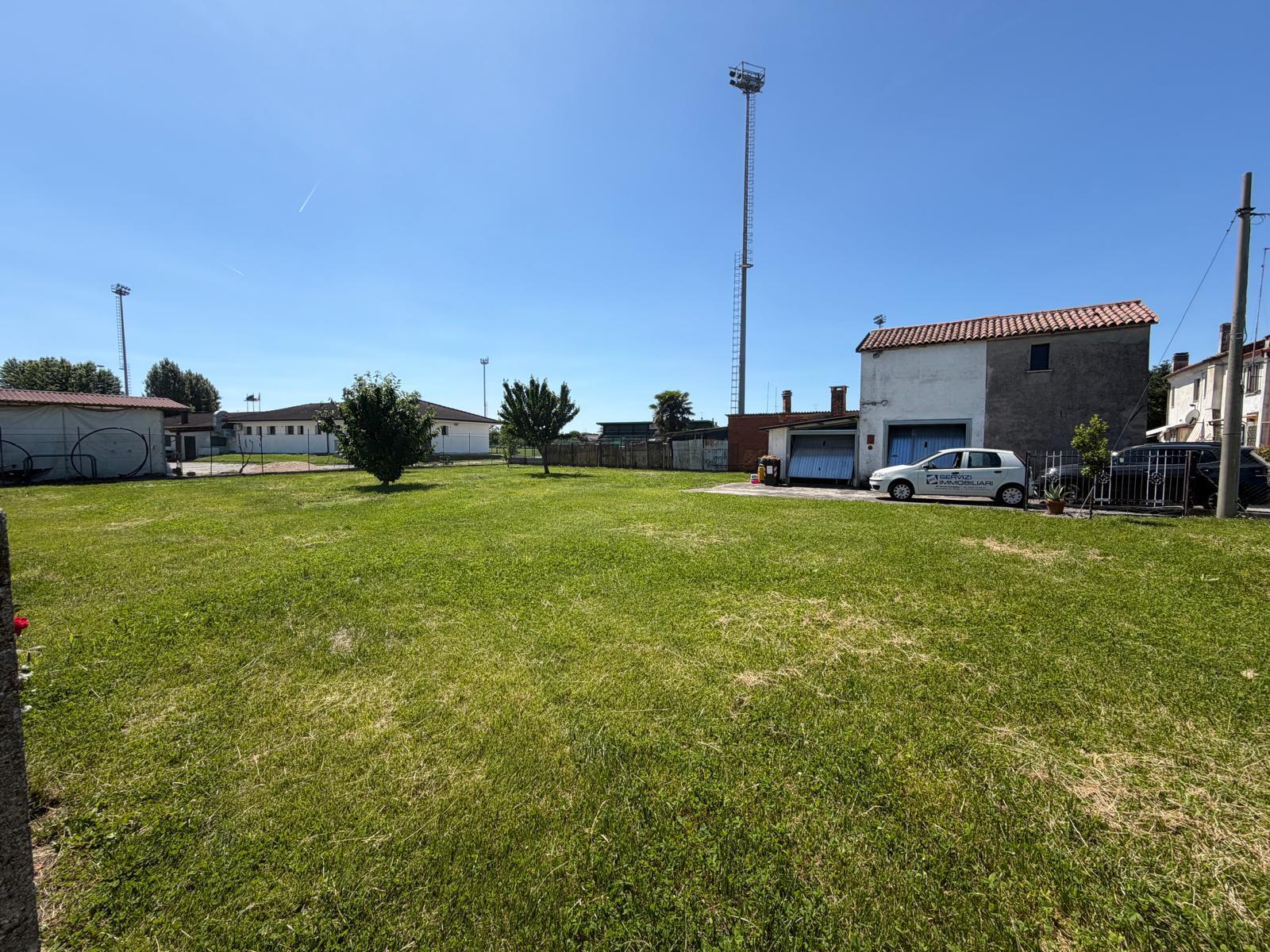Terreno Agricolo in vendita a Rovigo