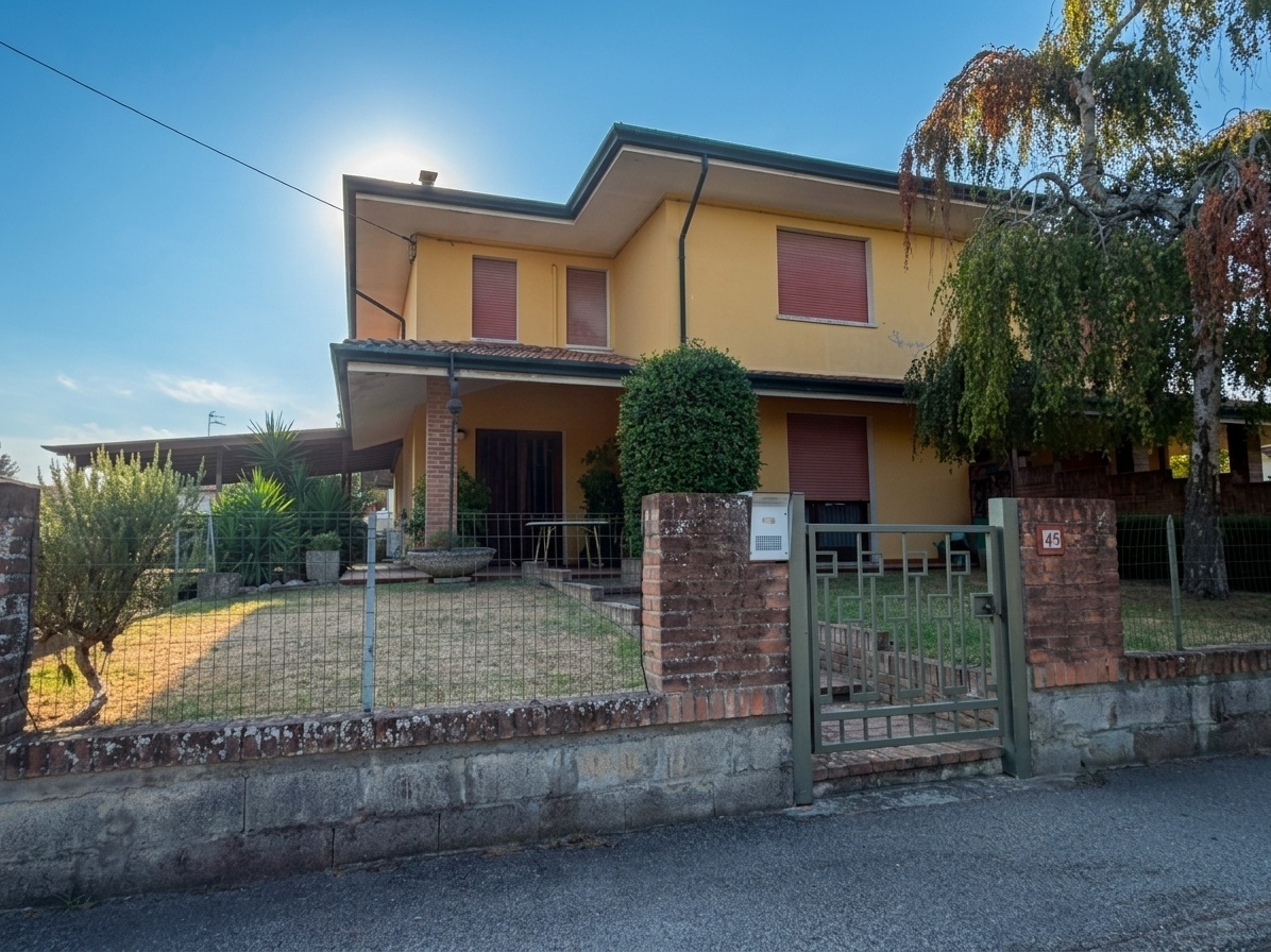 Casa indipendente con giardino in via della repubblica, Villadose