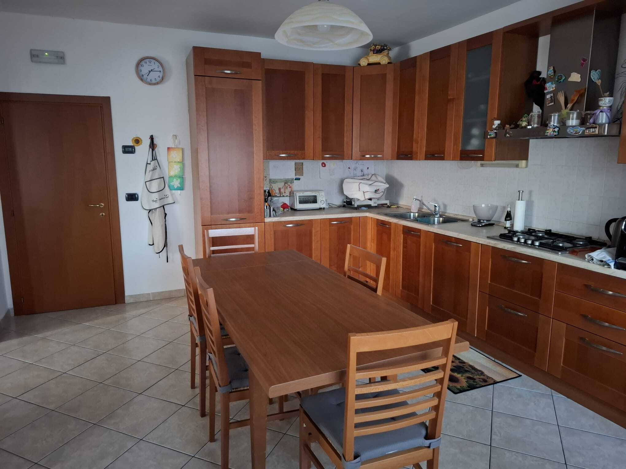 Casa indipendente con box doppio in via argine adigetto, Fratta Polesine