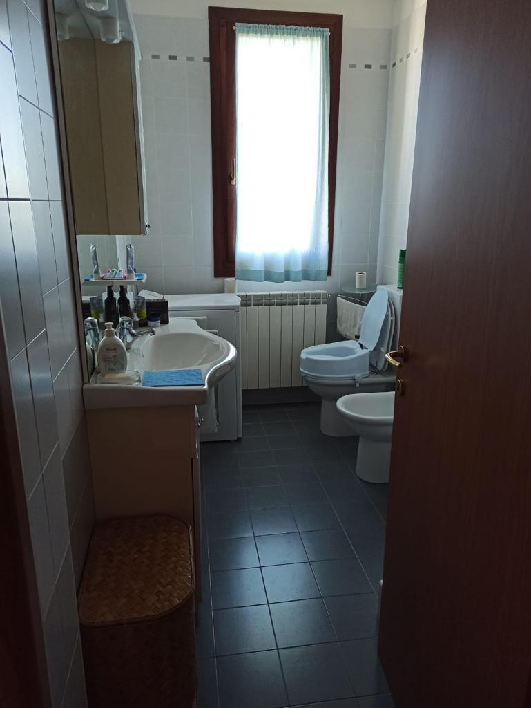 Trilocale in affitto in via giotto 88, Rovigo