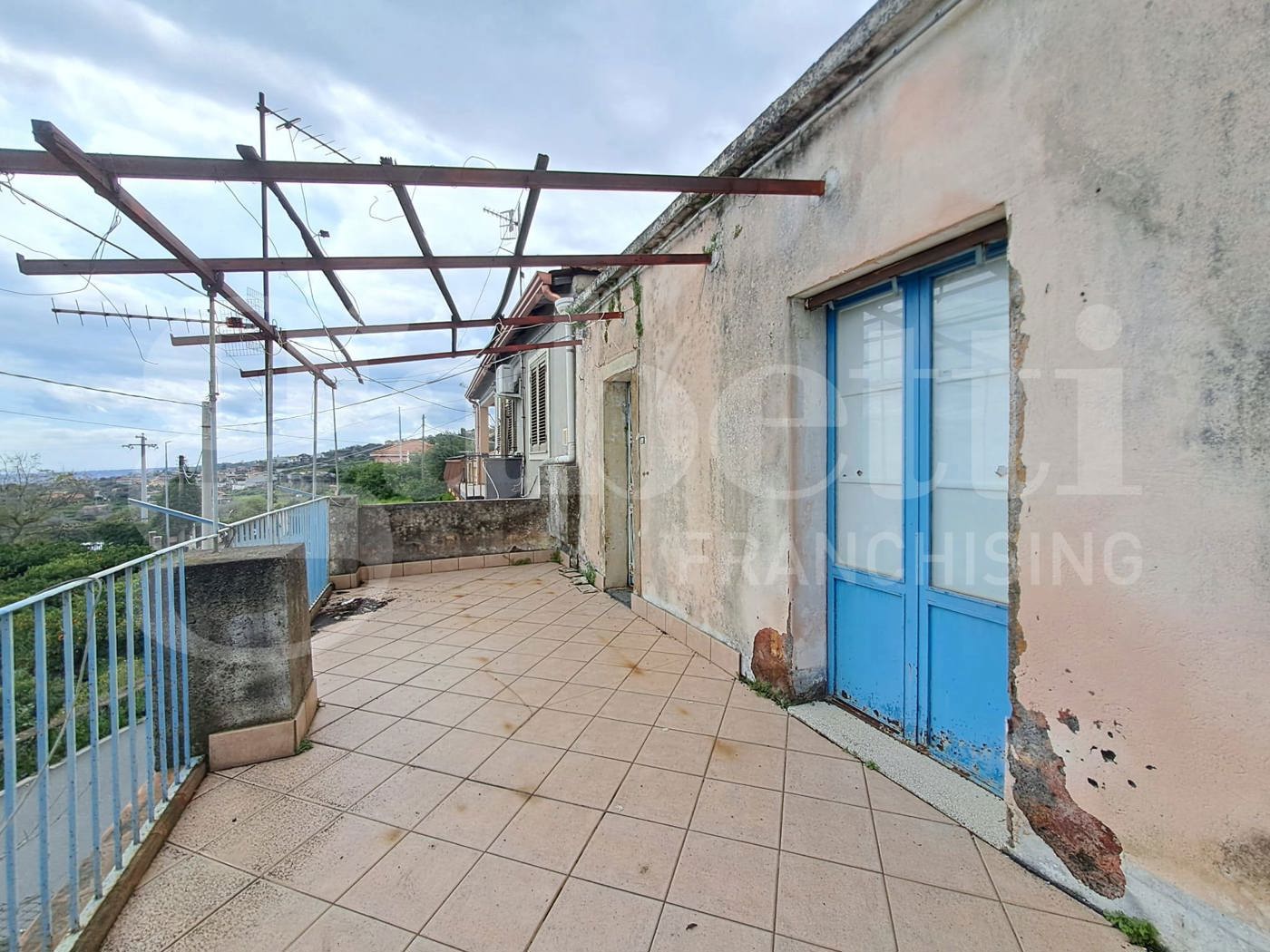 Casa indipendente da ristrutturare a Mascali