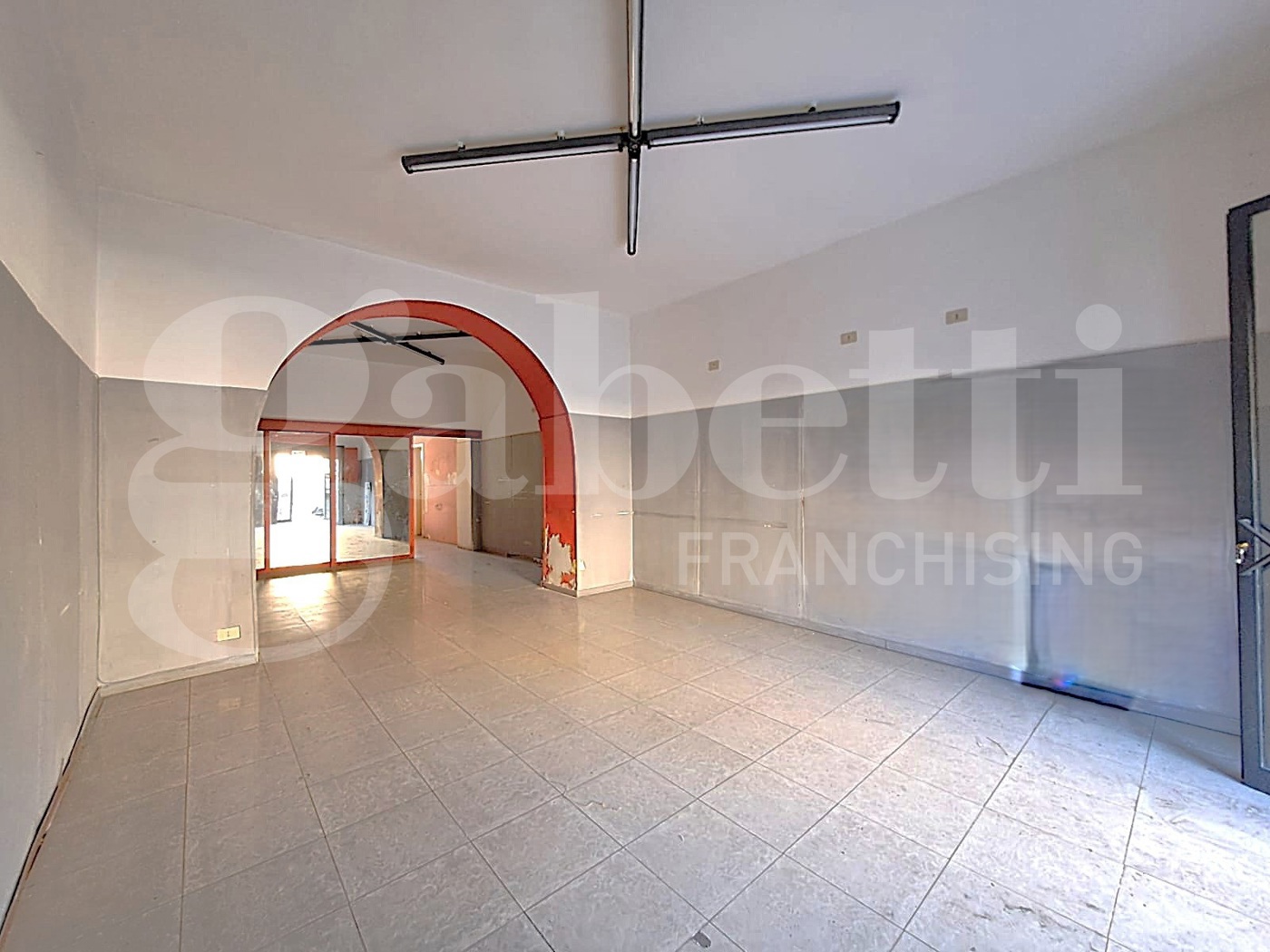 Negozio in affitto a Catania