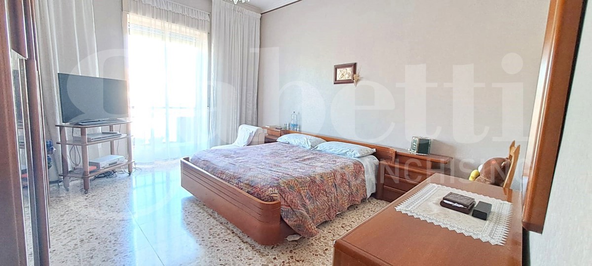 Quadrilocale con box doppio a Catania