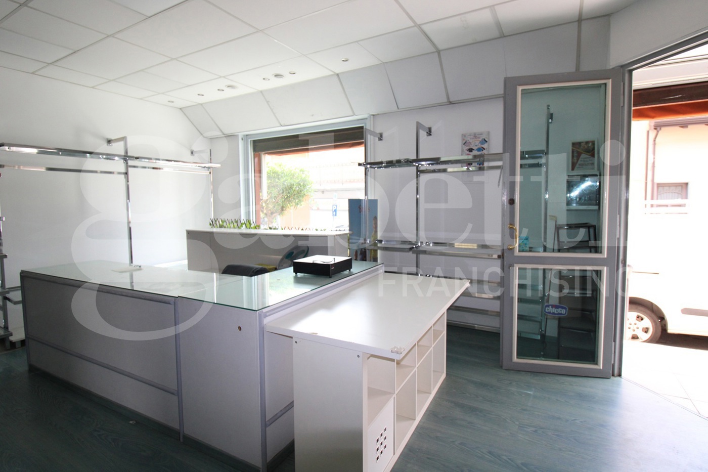 Negozio in vendita a Pedara