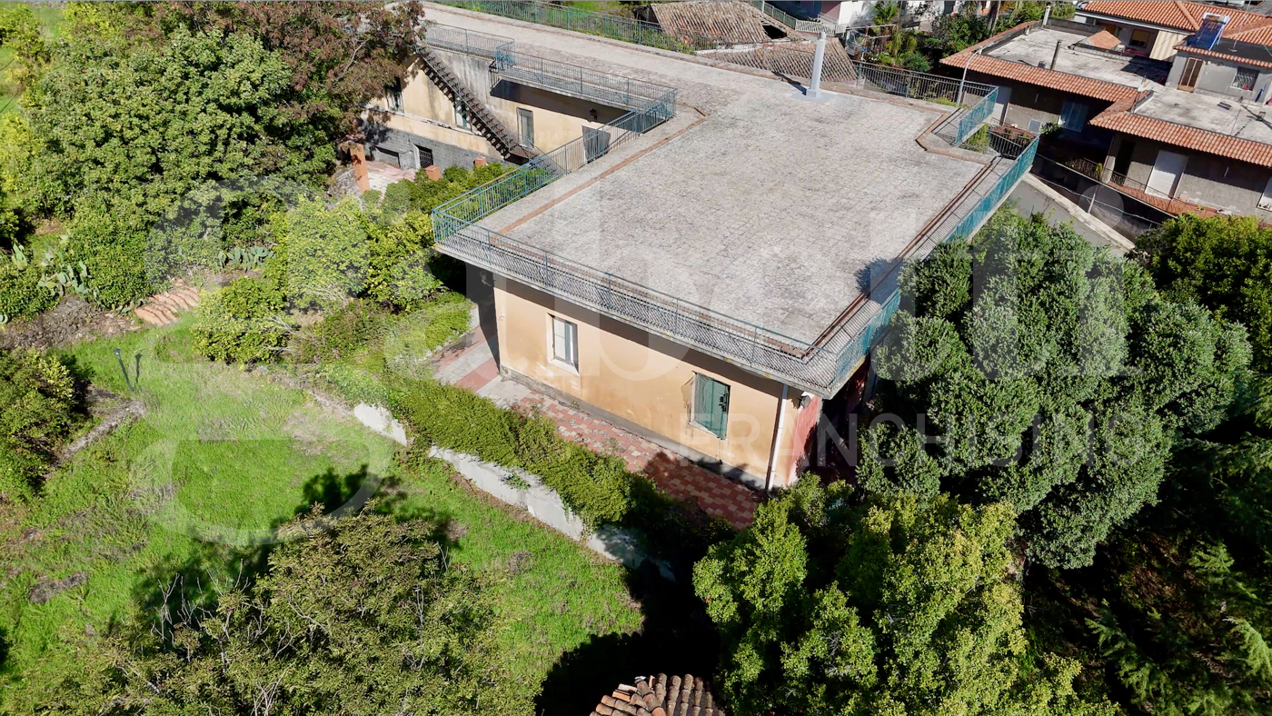 Villa con giardino a Santa Venerina