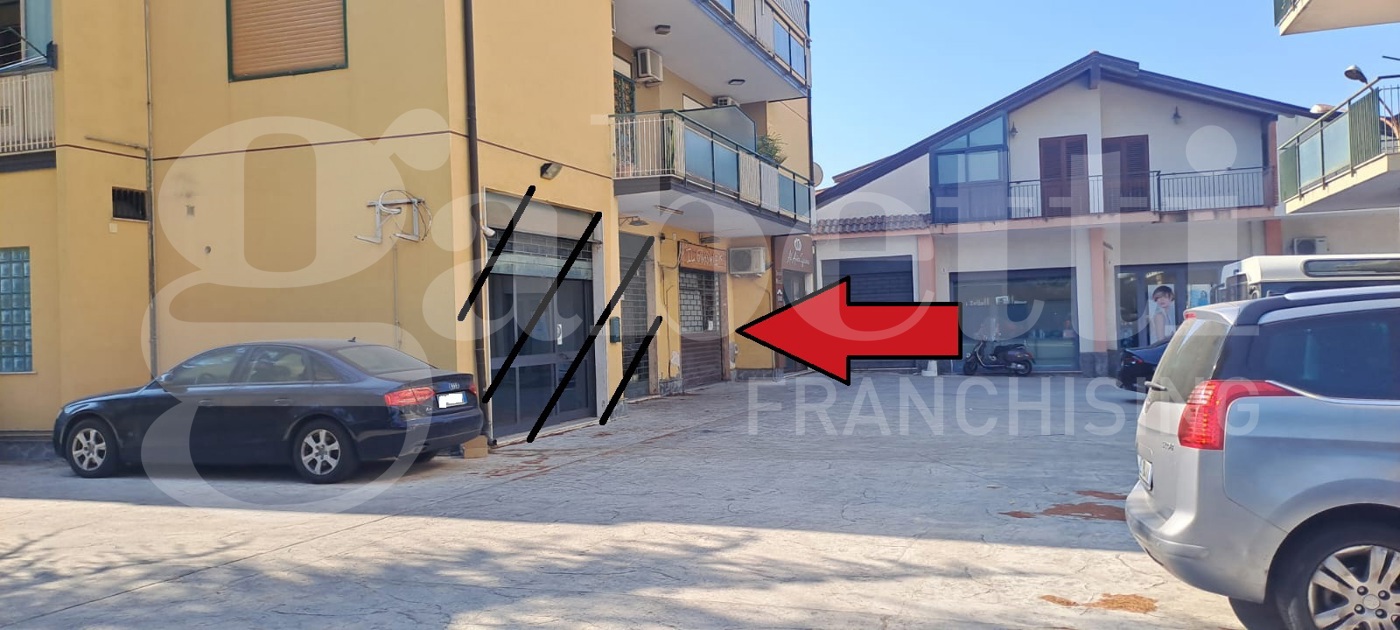 Negozio in affitto a Sant'Agata Li Battiati