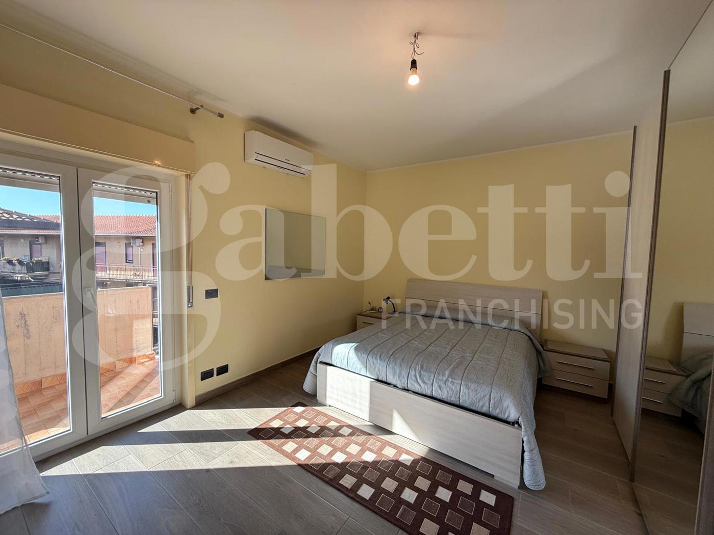 Bilocale con box a Mascalucia