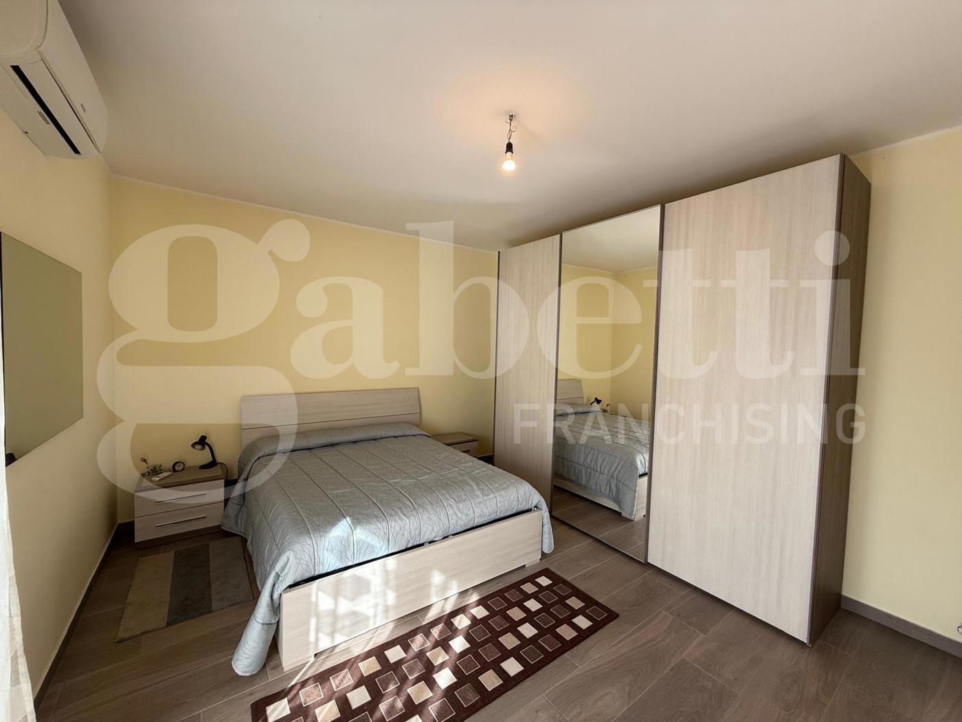 Bilocale con box a Mascalucia