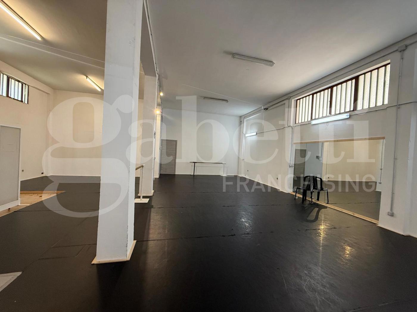 Magazzino in vendita a Catania