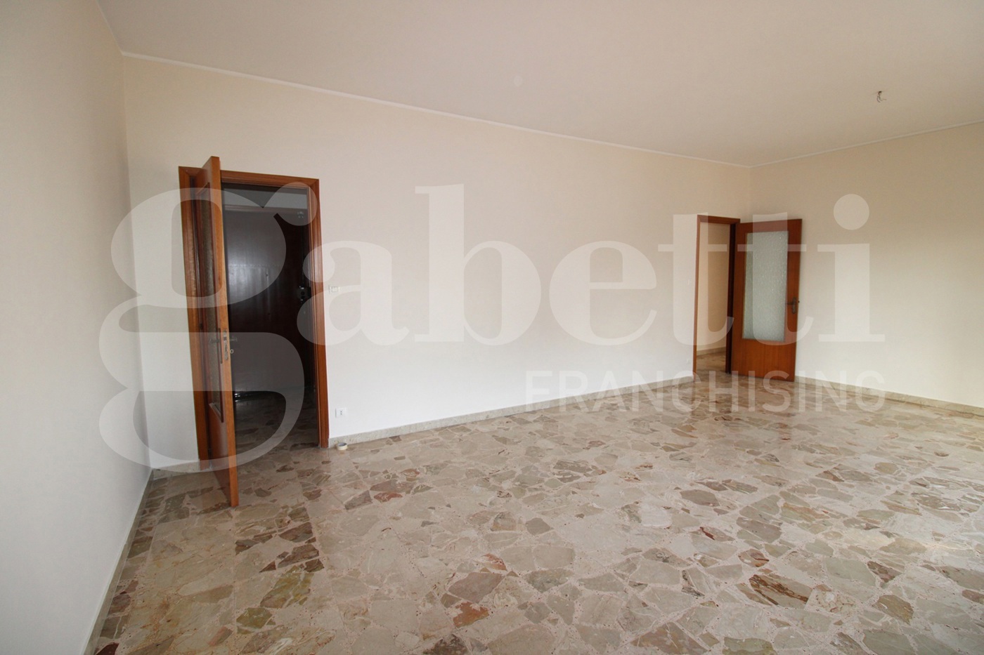 Quadrilocale in vendita a Gravina di Catania