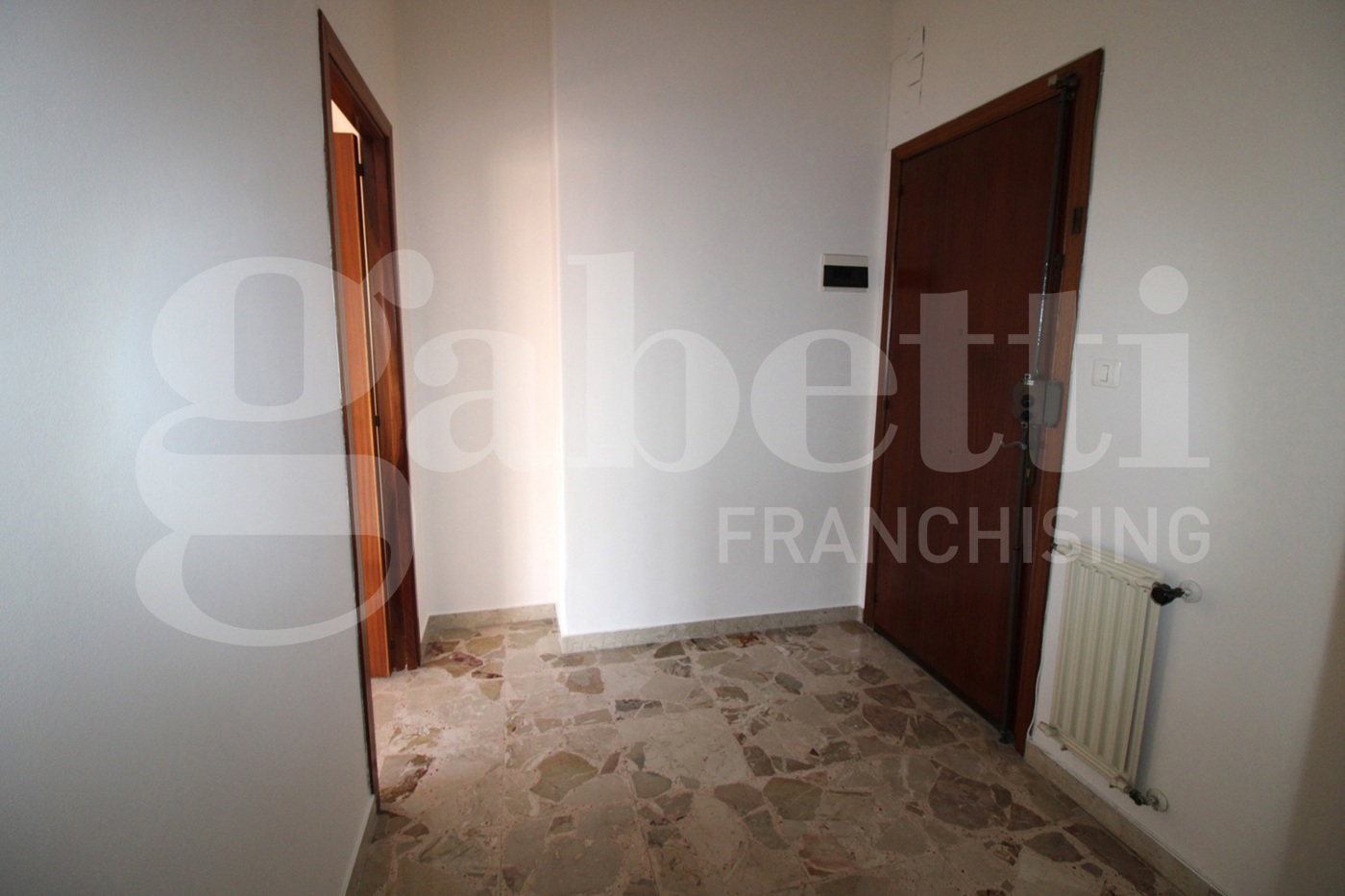 Quadrilocale in vendita a Gravina di Catania