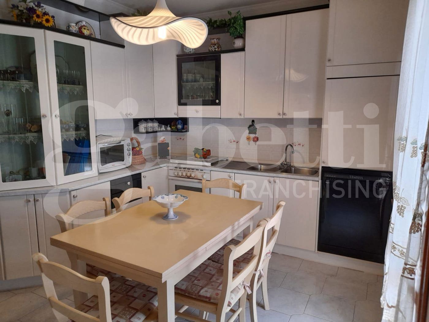 Trilocale in affitto a Aci Catena