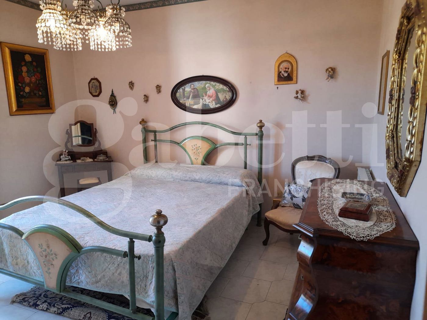 Trilocale in affitto a Aci Catena