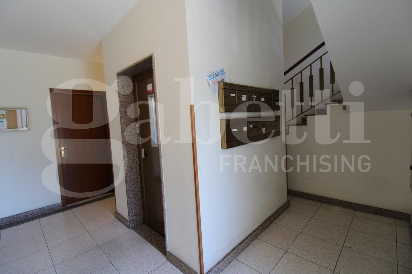 Trilocale in affitto a Aci Catena